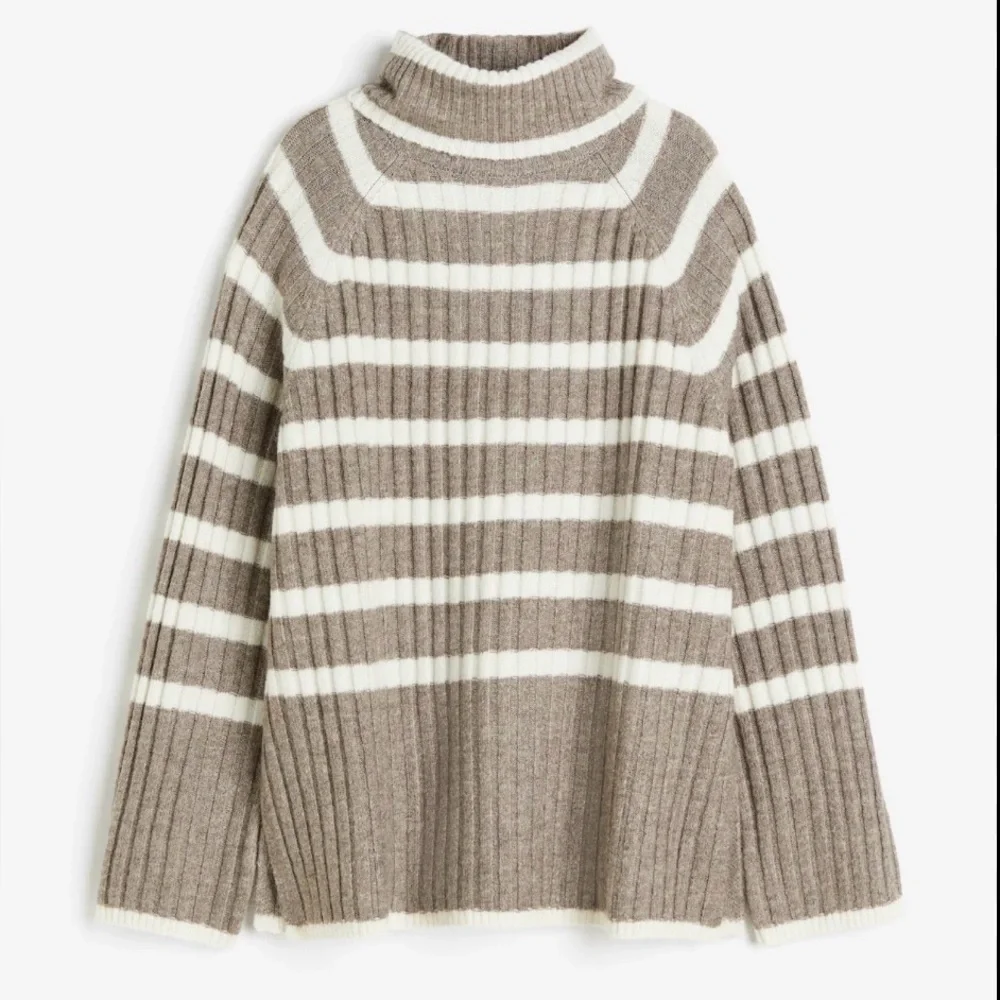 H&M Rib-Knit Turtleneck Long Sleeve Striped Boxy Sweater - Picture 1 of 9